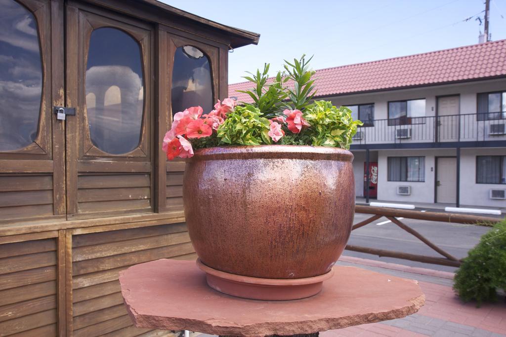 Gateway Inn And Suites Salida Bagian luar foto